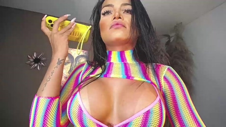 kittyhotts  05-02-2022